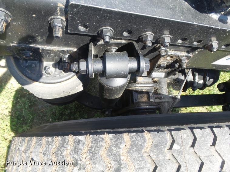 image for item DC3926 2006 Freightliner Columbia L120 semi truck