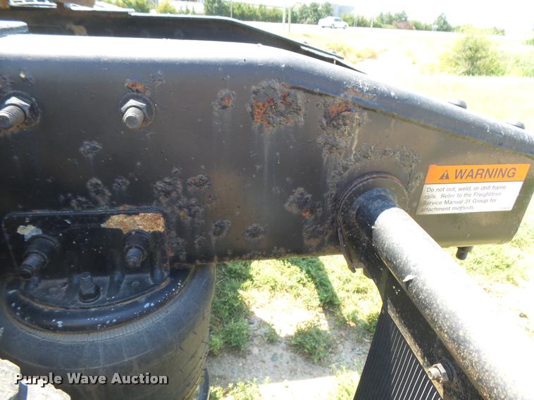 image for item DC3926 2006 Freightliner Columbia L120 semi truck