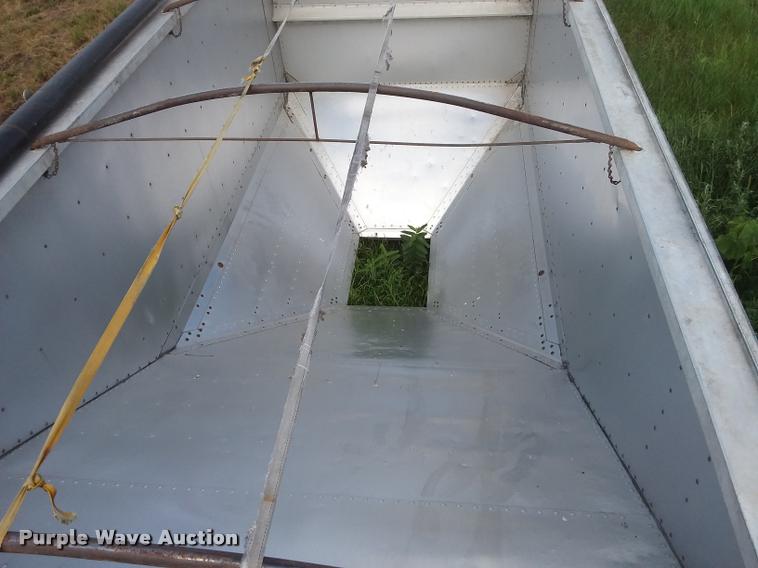 image for item DC4939 1996 Timpte double hopper bottom grain trailer