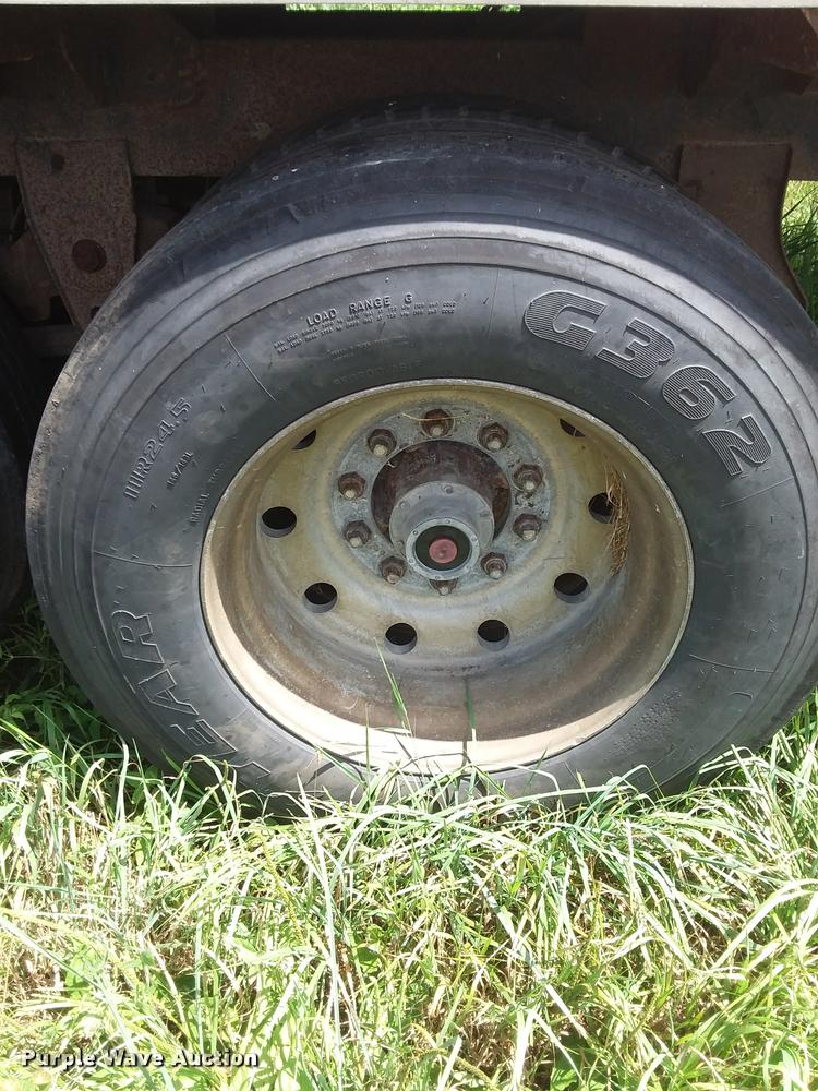 image for item DC4939 1996 Timpte double hopper bottom grain trailer