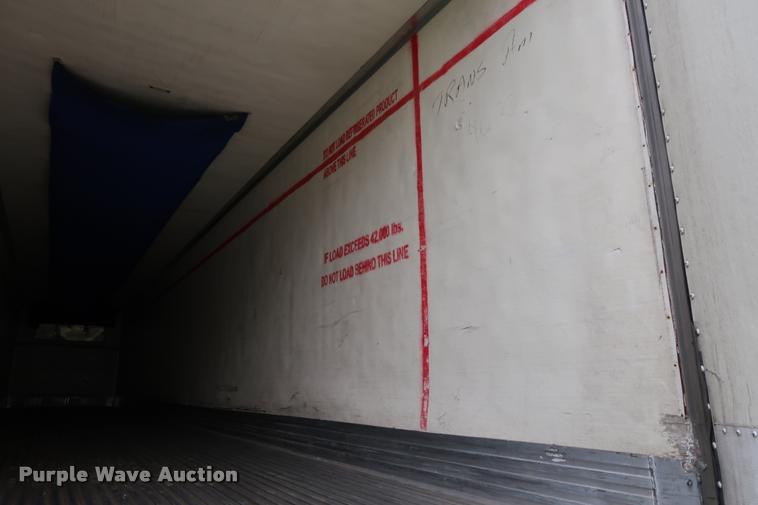 image for item DD1684 2004 Utility 3000R refrigerated van trailer