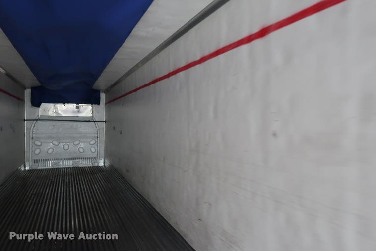 image for item DD1684 2004 Utility 3000R refrigerated van trailer