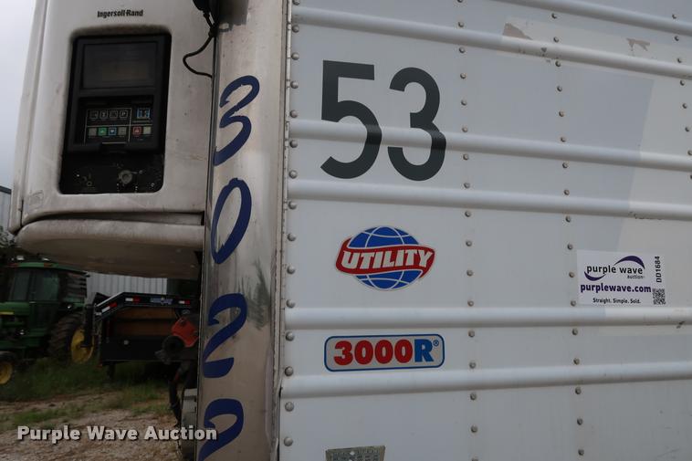 image for item DD1684 2004 Utility 3000R refrigerated van trailer