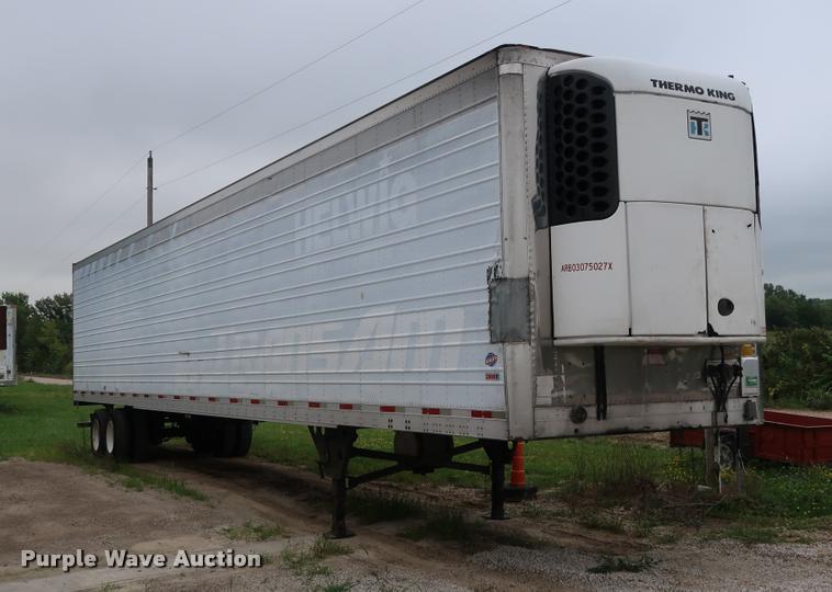 image for item DD1685 2004 Utility 3000R refrigerated van trailer