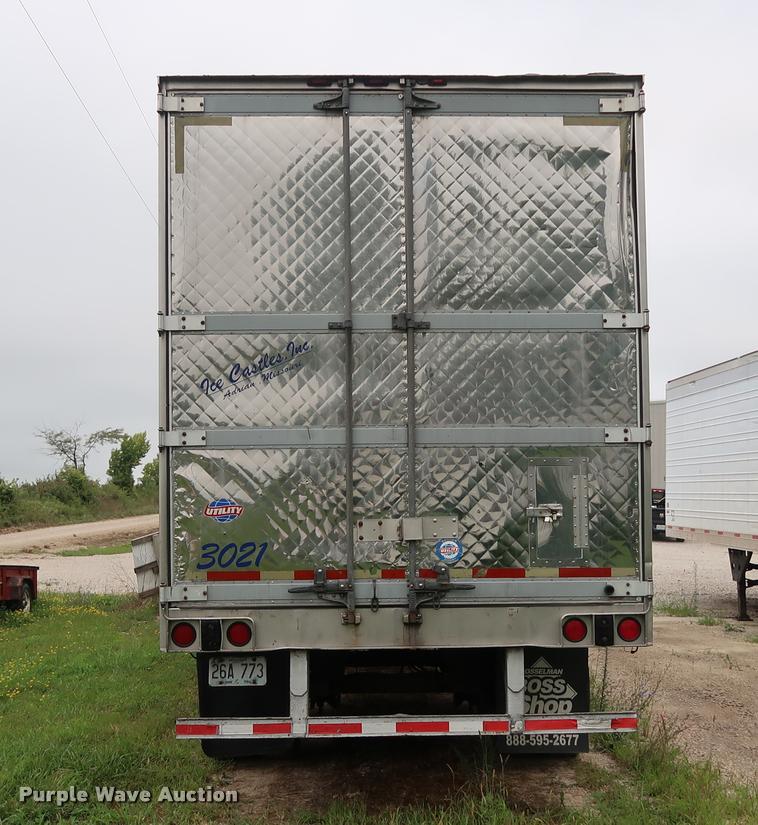 image for item DD1685 2004 Utility 3000R refrigerated van trailer