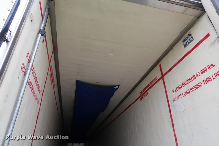 image for item DD1685 2004 Utility 3000R refrigerated van trailer