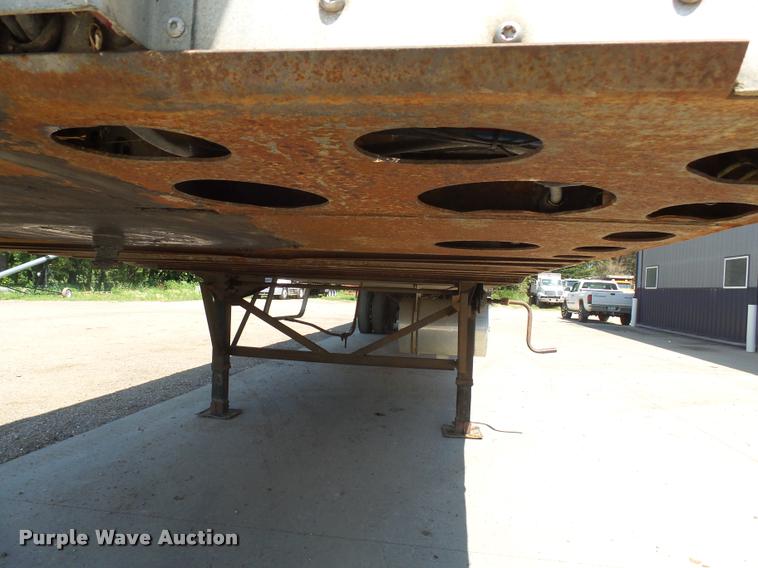 image for item DH9691 1999 Wabash refrigerated van trailer