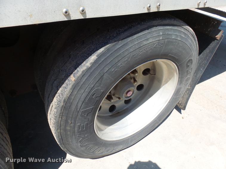 image for item DH9691 1999 Wabash refrigerated van trailer