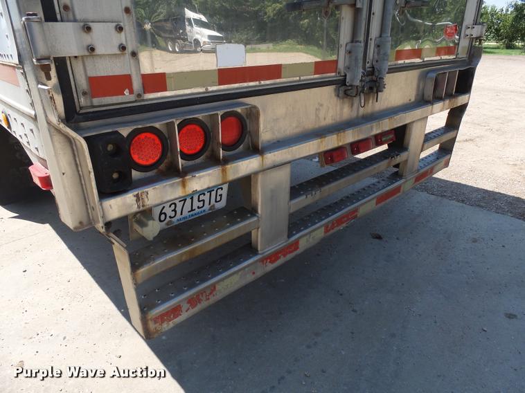 image for item DH9691 1999 Wabash refrigerated van trailer