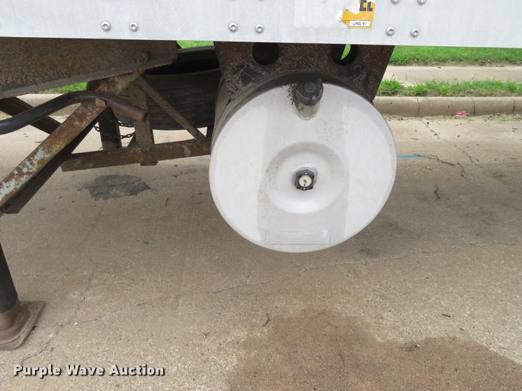 image for item DI9862 2000 Wabash refrigerated van trailer