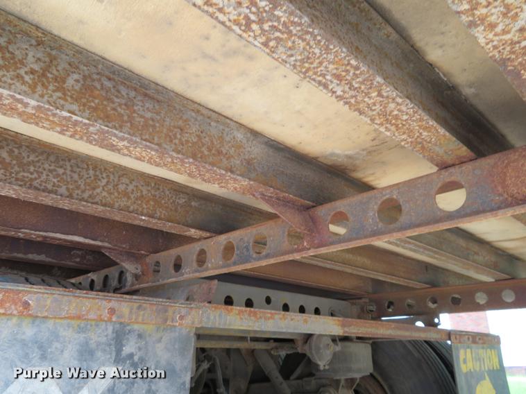 image for item DI9862 2000 Wabash refrigerated van trailer