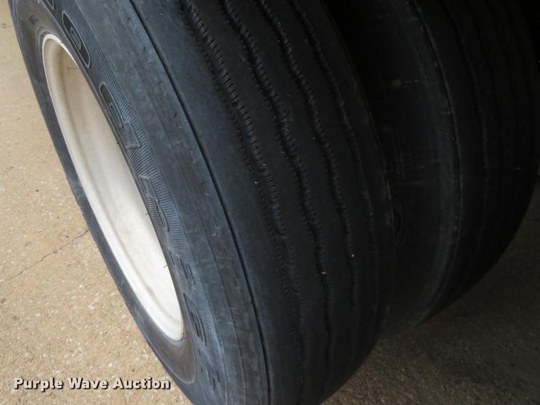 image for item DI9862 2000 Wabash refrigerated van trailer