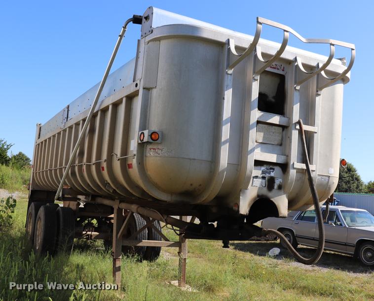 image for item DQ9382 1978 Fruehauf DC4-M2-240 end dump trailer