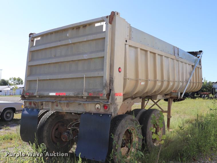 image for item DQ9382 1978 Fruehauf DC4-M2-240 end dump trailer