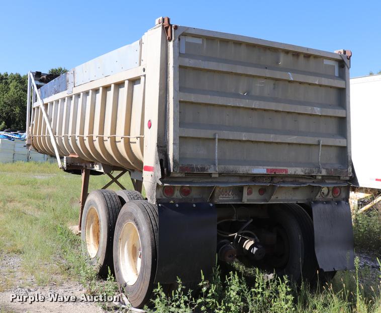 image for item DQ9382 1978 Fruehauf DC4-M2-240 end dump trailer