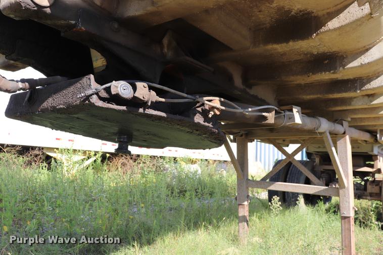 image for item DQ9382 1978 Fruehauf DC4-M2-240 end dump trailer