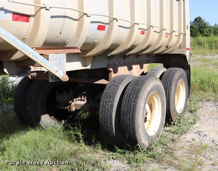 image for item DQ9382 1978 Fruehauf DC4-M2-240 end dump trailer