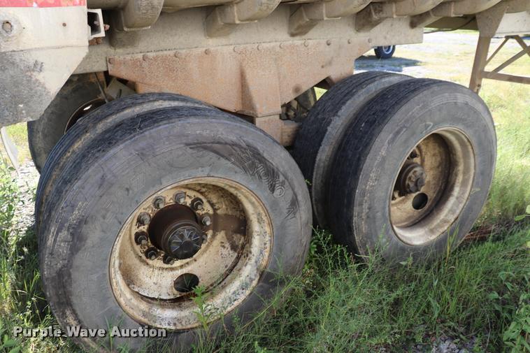 image for item DQ9382 1978 Fruehauf DC4-M2-240 end dump trailer