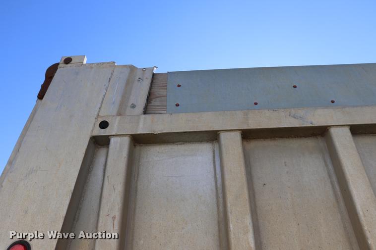 image for item DQ9382 1978 Fruehauf DC4-M2-240 end dump trailer