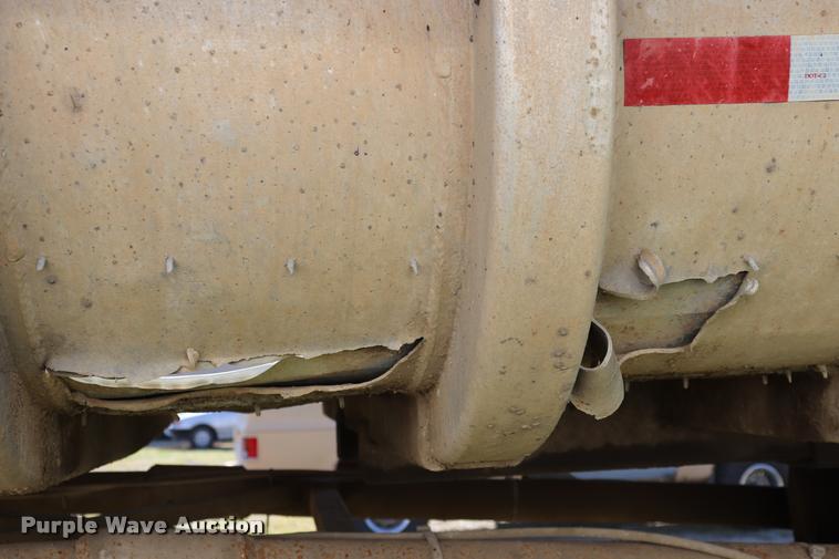 image for item DQ9382 1978 Fruehauf DC4-M2-240 end dump trailer