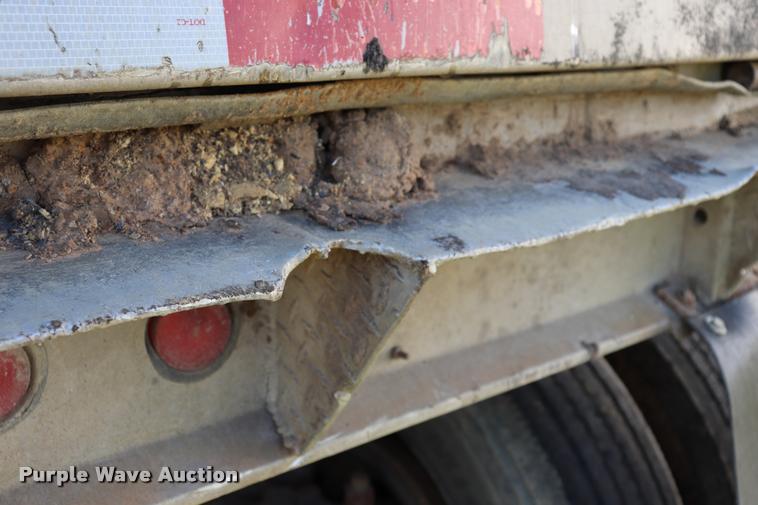 image for item DQ9382 1978 Fruehauf DC4-M2-240 end dump trailer