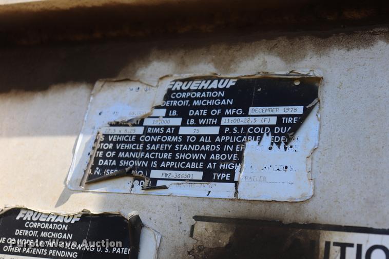 image for item DQ9382 1978 Fruehauf DC4-M2-240 end dump trailer