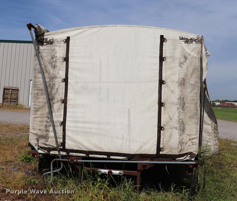 image for item DQ9396 Steel flatbed