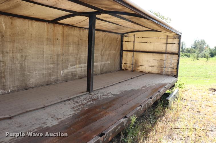 image for item DQ9396 Steel flatbed