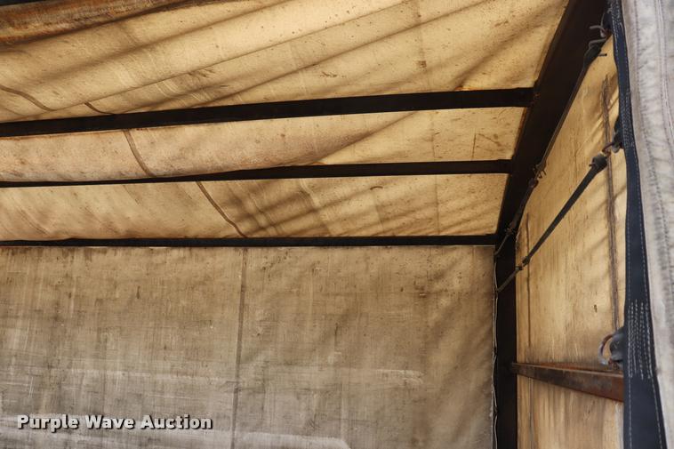 image for item DQ9396 Steel flatbed