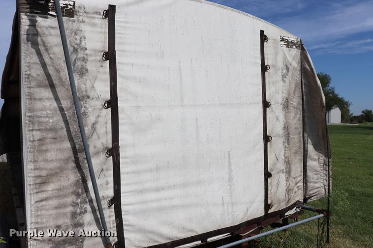 image for item DQ9396 Steel flatbed