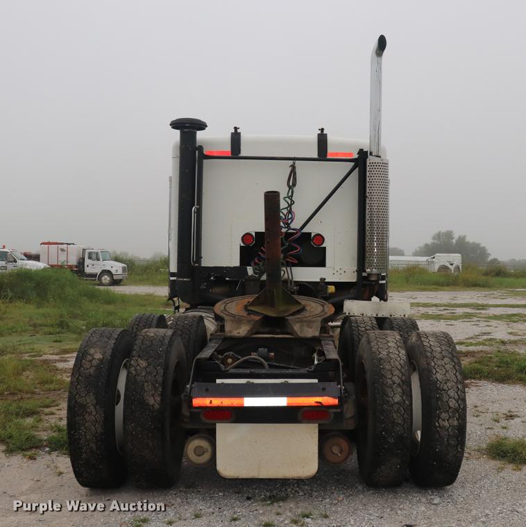 image for item DQ9447 1983 Kenworth K10 semi truck