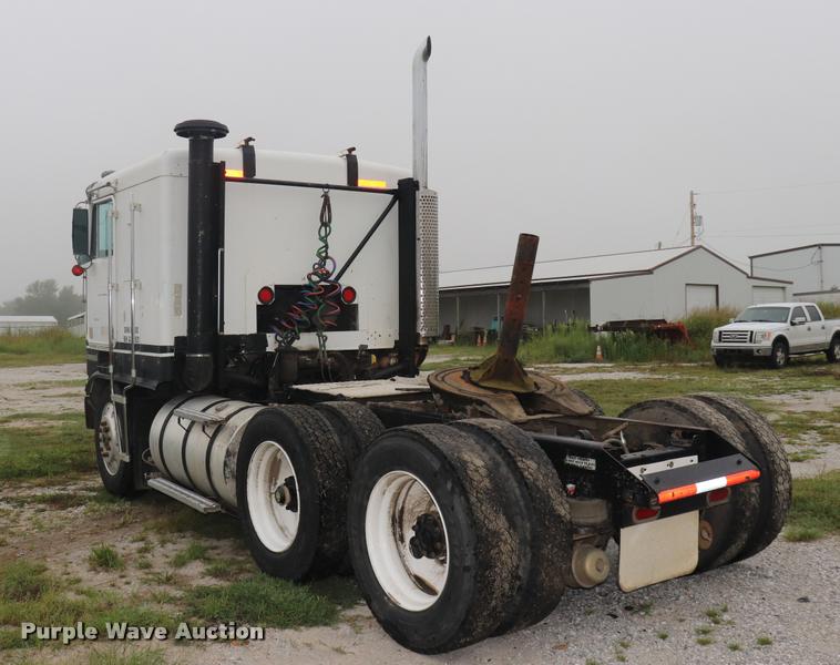 image for item DQ9447 1983 Kenworth K10 semi truck