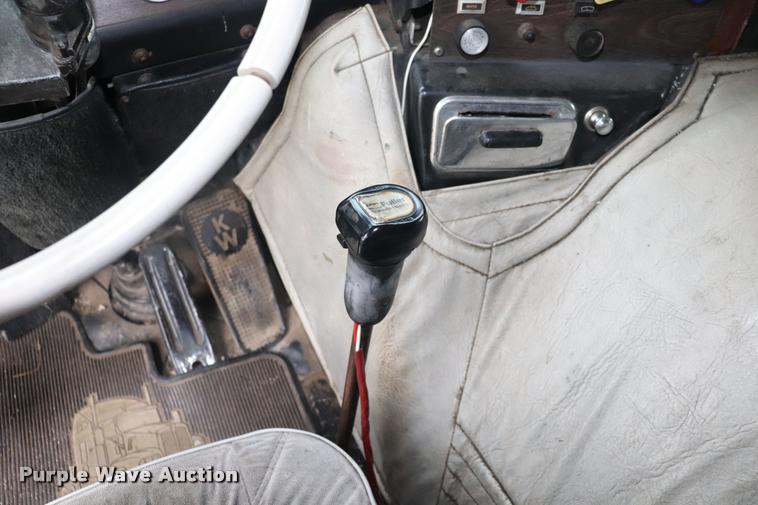 image for item DQ9447 1983 Kenworth K10 semi truck