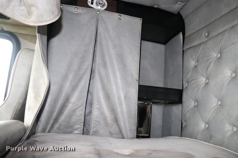 image for item DQ9447 1983 Kenworth K10 semi truck