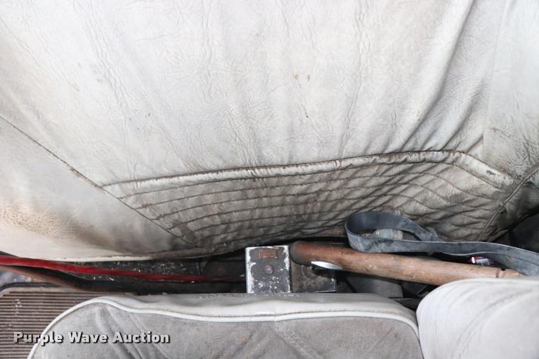 image for item DQ9447 1983 Kenworth K10 semi truck