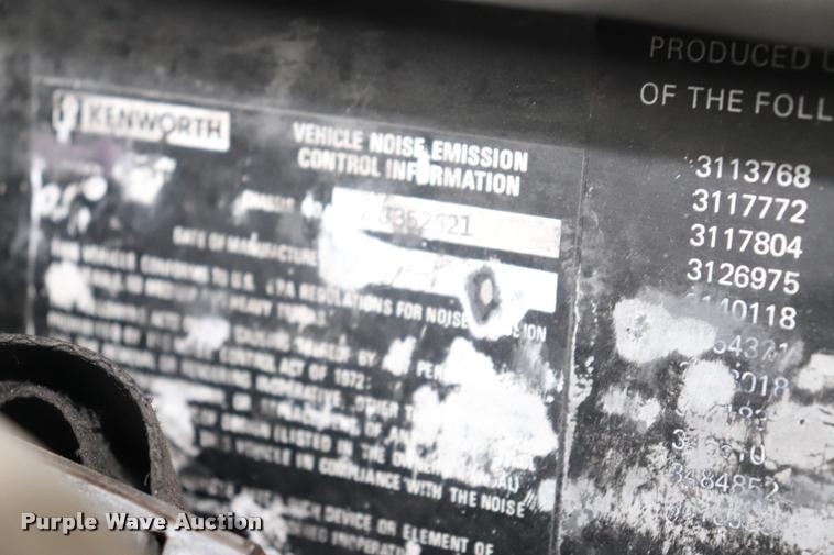 image for item DQ9447 1983 Kenworth K10 semi truck