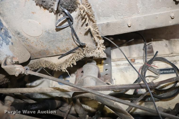 image for item DQ9447 1983 Kenworth K10 semi truck