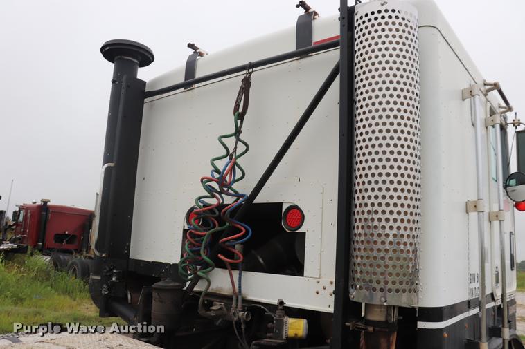 image for item DQ9447 1983 Kenworth K10 semi truck