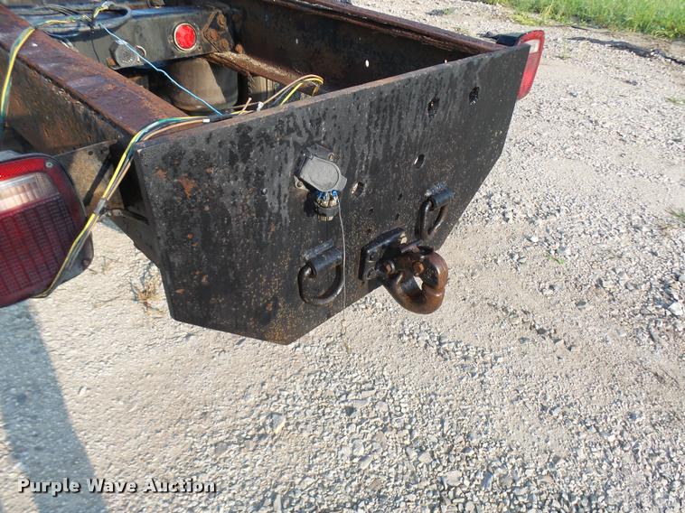 image for item K1786 1994 Freightliner FLD truck cab and chassis