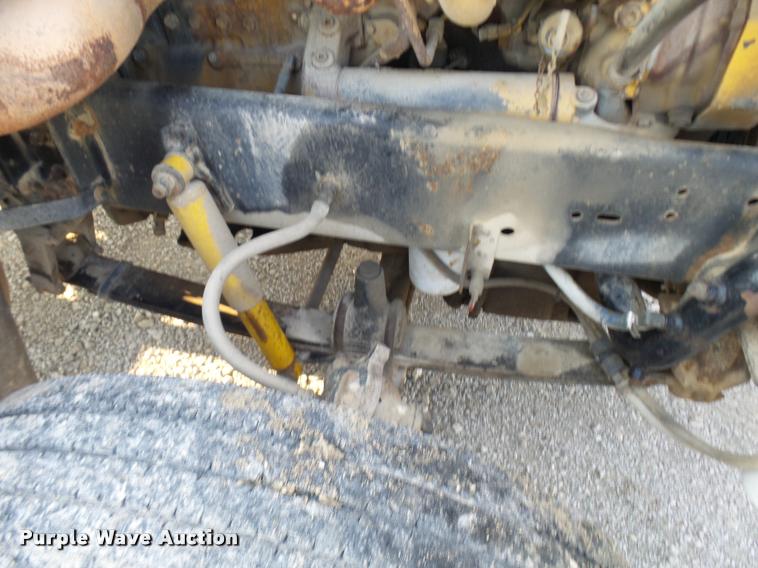 image for item K1786 1994 Freightliner FLD truck cab and chassis