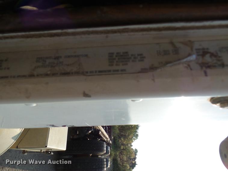 image for item K1786 1994 Freightliner FLD truck cab and chassis