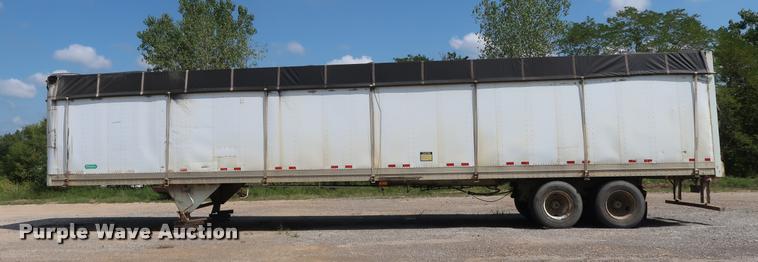 image for item K1797 1994 Pines walking floor trailer