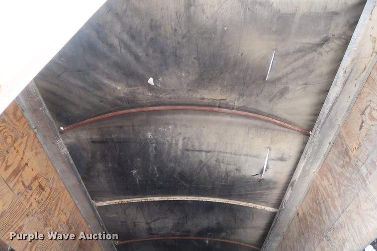 image for item K1797 1994 Pines walking floor trailer