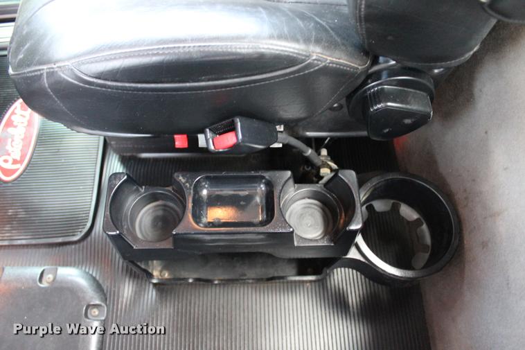 image for item L1921 2013 Peterbilt 389 semi truck