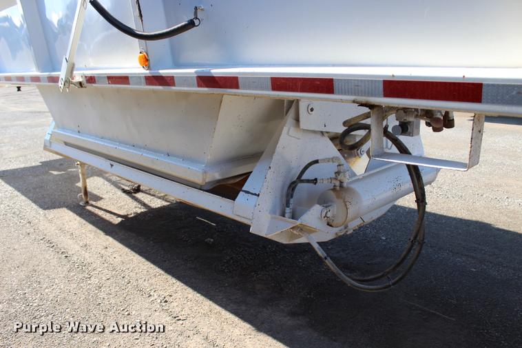 image for item L1951 1998 Trail Blazer S4202 bottom dump trailer