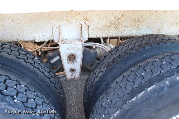 image for item L1951 1998 Trail Blazer S4202 bottom dump trailer