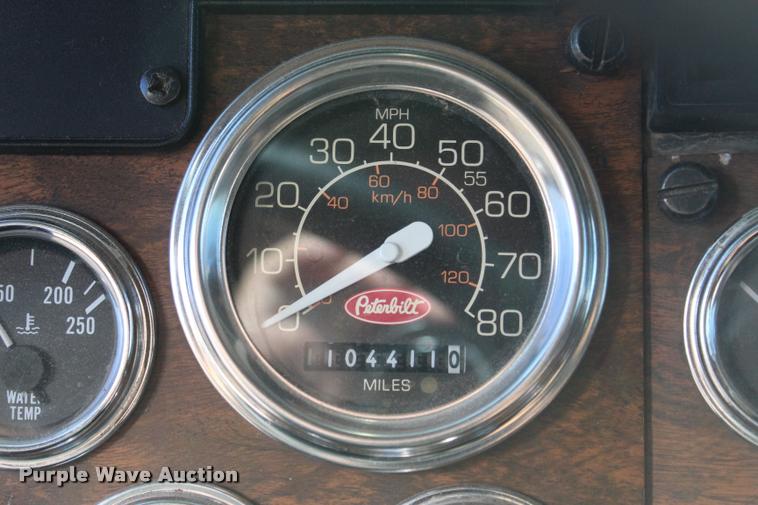 image for item L1952 1998 Peterbilt 379 semi truck