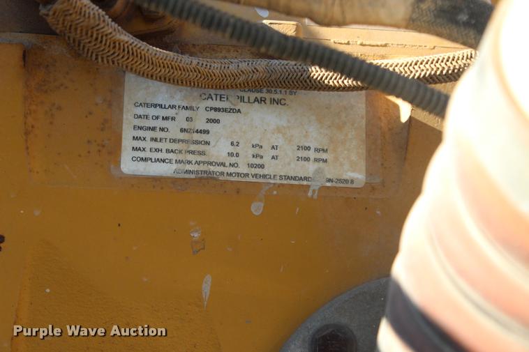 image for item L1952 1998 Peterbilt 379 semi truck