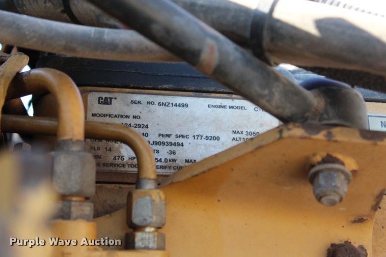 image for item L1952 1998 Peterbilt 379 semi truck