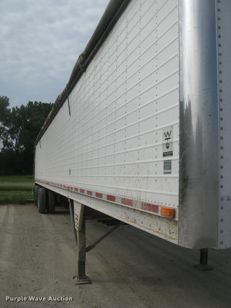 image for item L2264 2012 Wilson DWBT-650 belt trailer